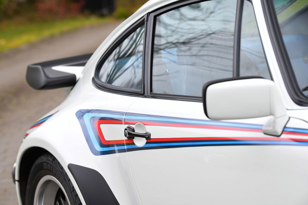 Porsche 911 Turbo 3.3