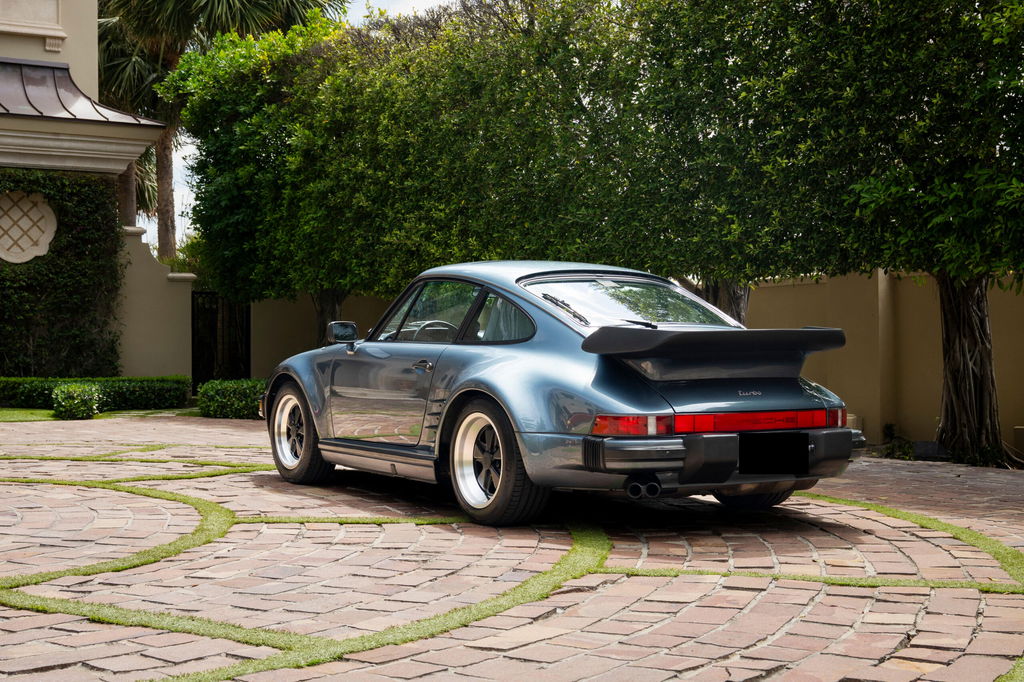 Porsche 911 Turbo Flachbau