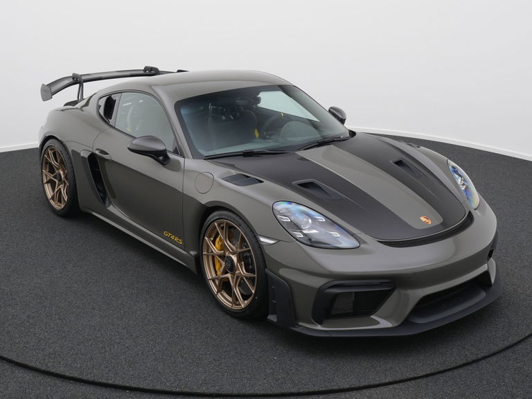 Porsche 718 Cayman GT4 RS