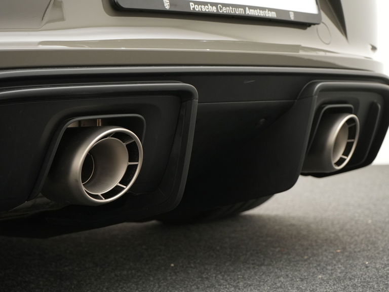 Porsche 718 Cayman GT4 RS