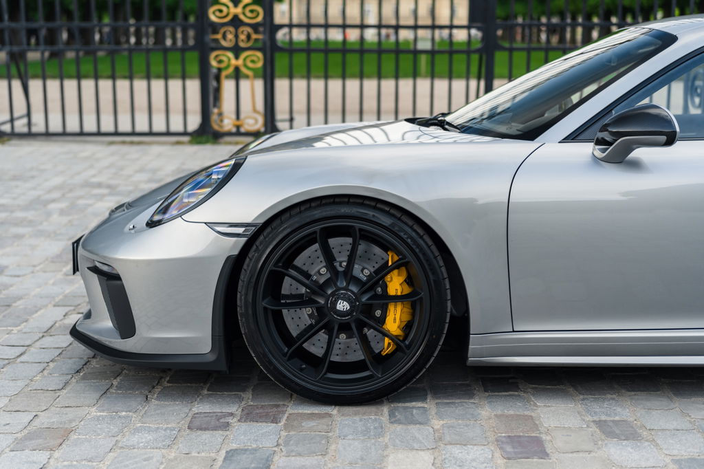 Porsche 991.2 GT3 Touring