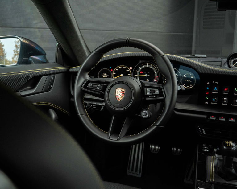 Porsche 992 GT3 Touring