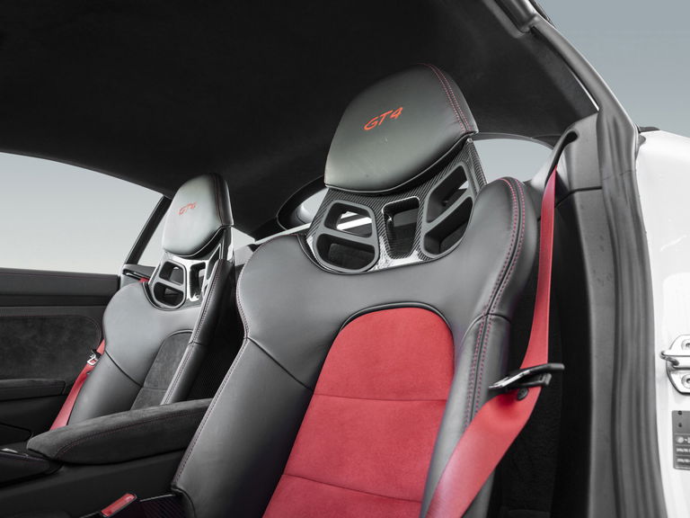 Porsche 718 Cayman GT4 Sports Cup Edition