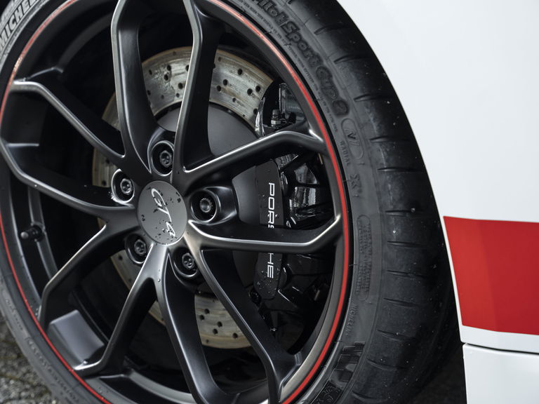 Porsche 718 Cayman GT4 Sports Cup Edition