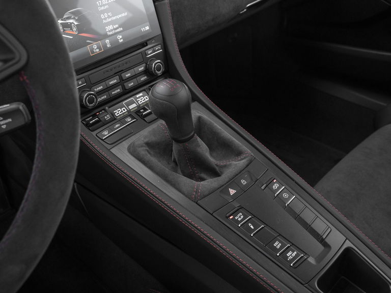 Porsche 718 Cayman GT4 Sports Cup Edition