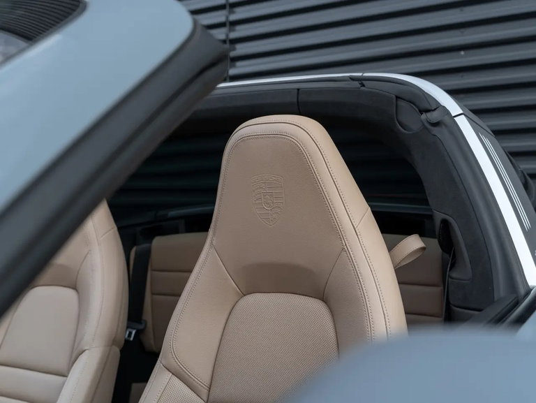 Porsche 992 Targa 4