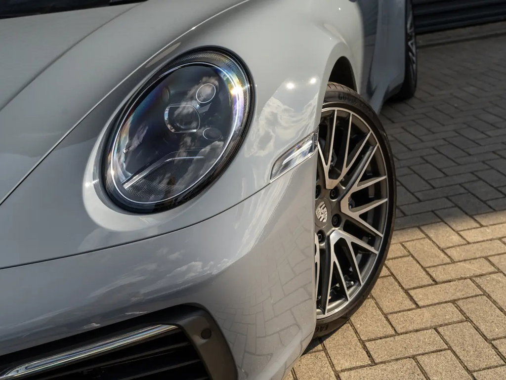 Porsche 992 Targa 4