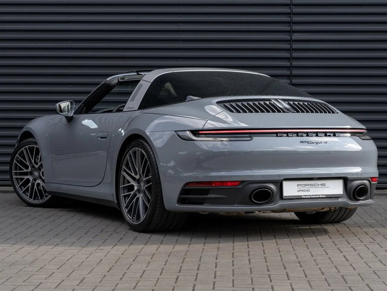 Porsche 992 Targa 4