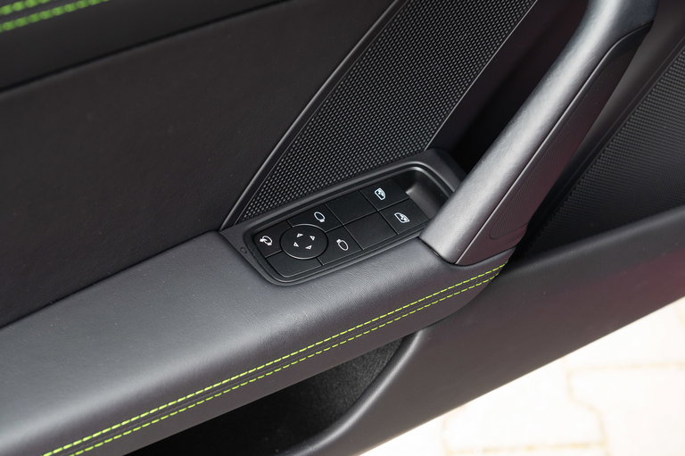 Porsche 992 Carrera T