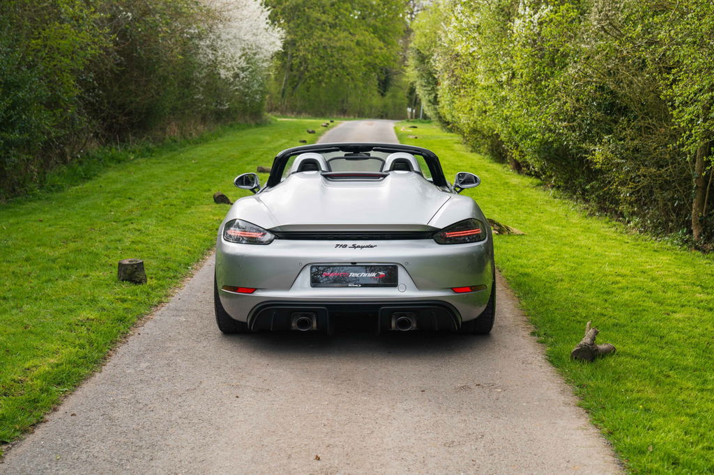 Porsche 718 Spyder