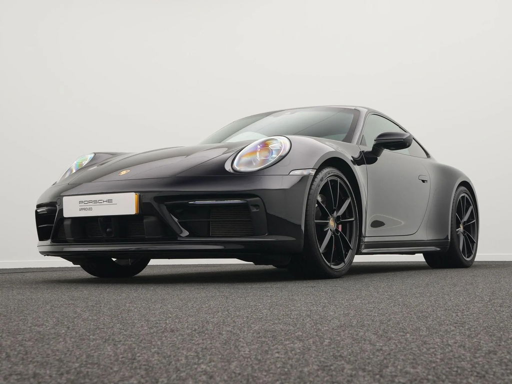 Porsche 992 Carrera 4S