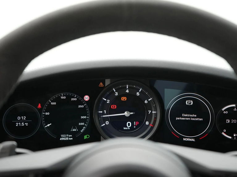 Porsche 992 Carrera 4S