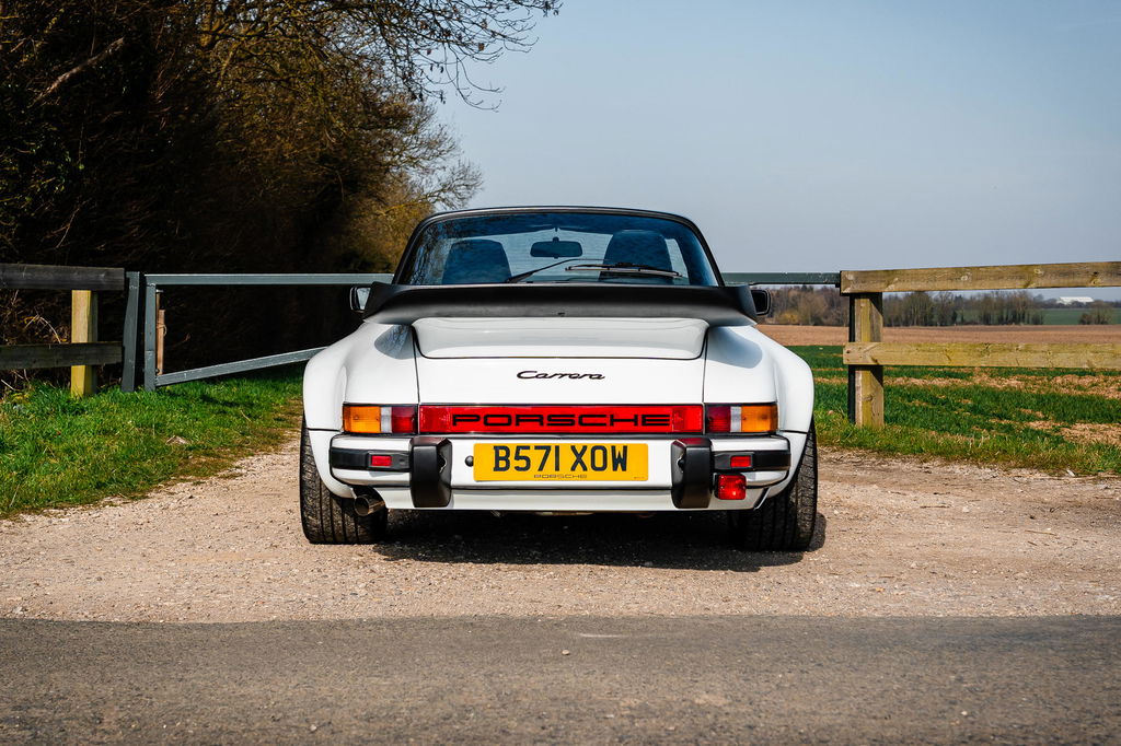 Porsche 911 Carrera 3.2 Supersport