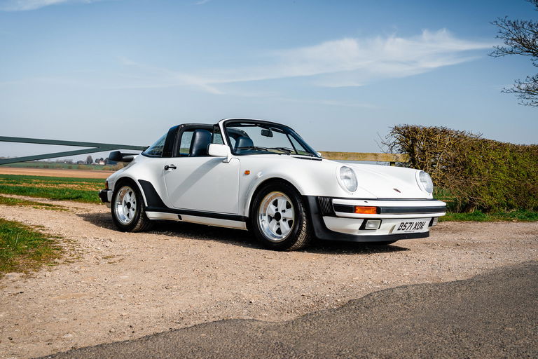 Porsche 911 Carrera 3.2 Supersport