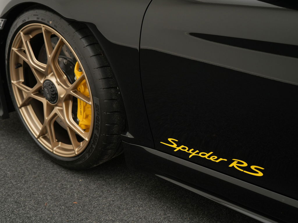 Porsche 718 Spyder RS