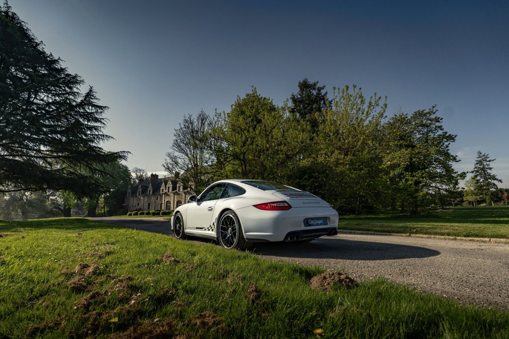 Porsche 997.2 Carrera GTS