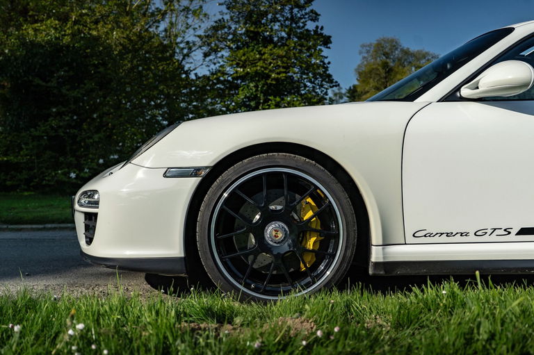 Porsche 997.2 Carrera GTS