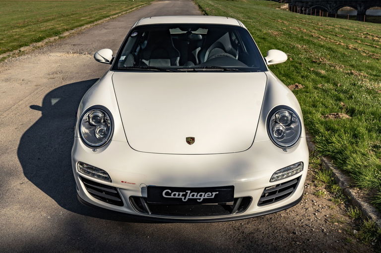 Porsche 997.2 Carrera GTS