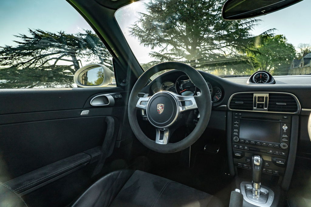 Porsche 997.2 Carrera GTS