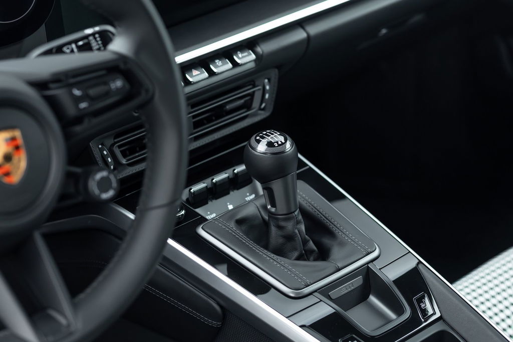 Porsche 992 Sport Classic