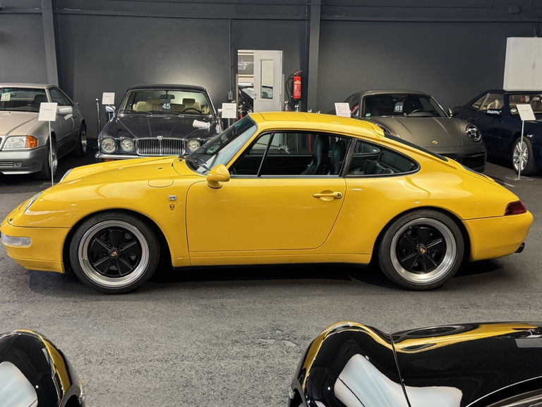 PORSCHE 993 CARRERA