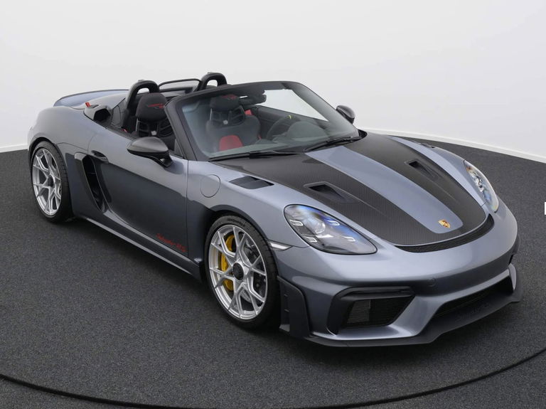 Porsche 718 Spyder RS