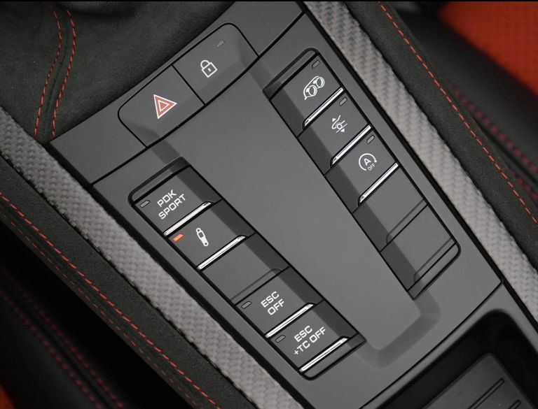 Porsche 718 Spyder RS