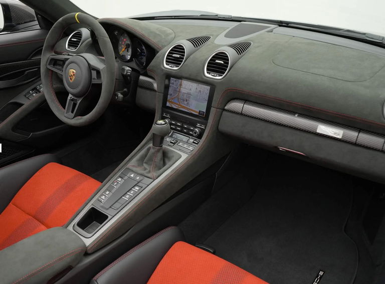 Porsche 718 Spyder RS