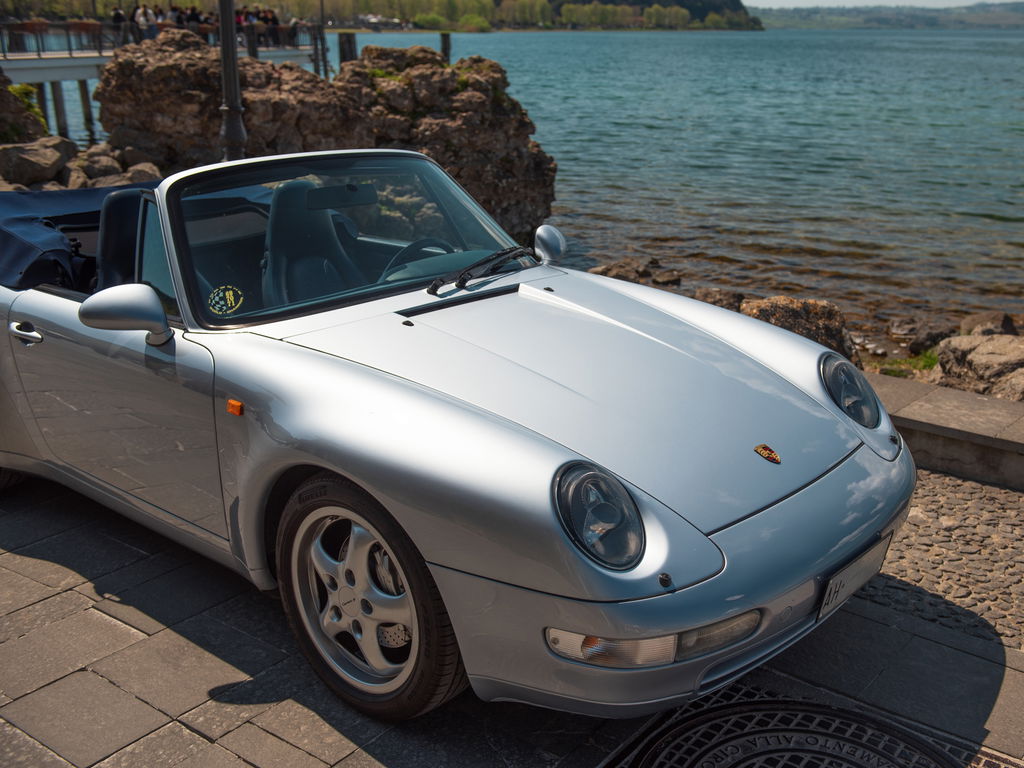 Porsche 993 Carrera 4