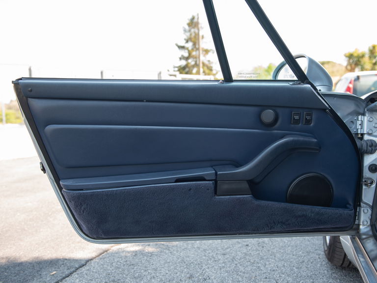 Porsche 993 Carrera 4