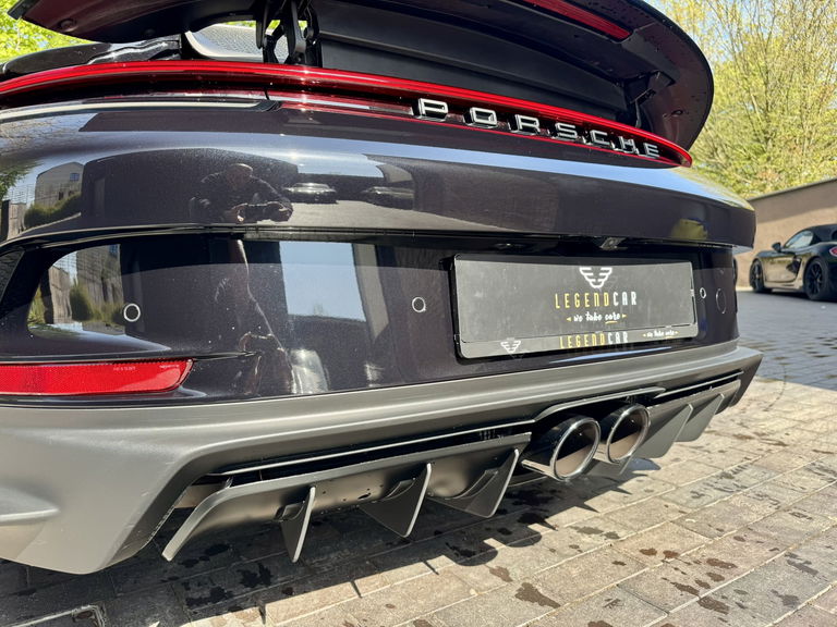 Porsche 992 GT3 Touring