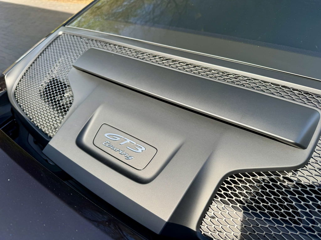 Porsche 992 GT3 Touring