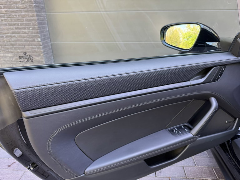 Porsche 992 GT3 Touring