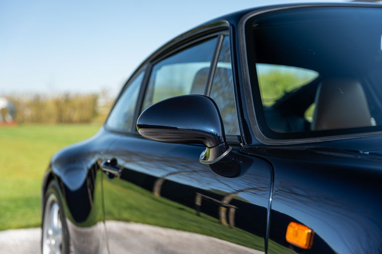 Porsche 993 Carrera 4