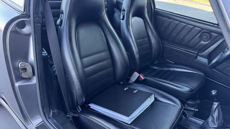 Porsche 911 Carrera 3.2