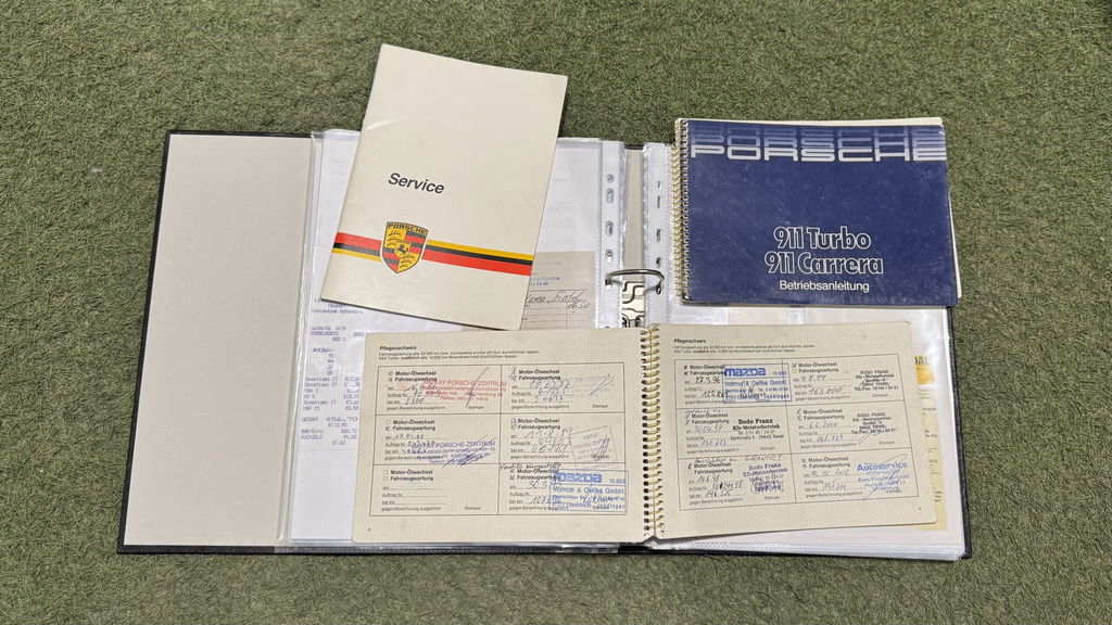 Porsche 911 Carrera 3.2