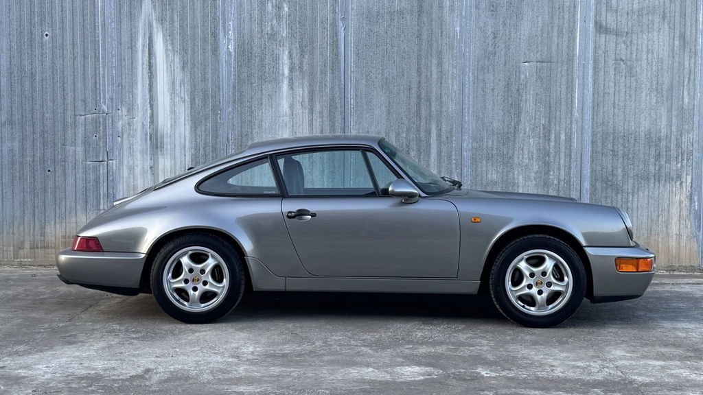 Porsche 964 Carrera 4