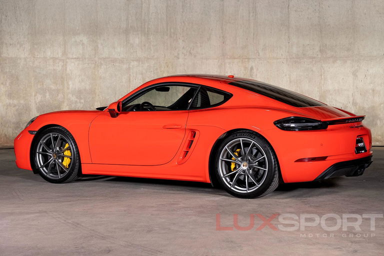 Porsche 718 Cayman GTS