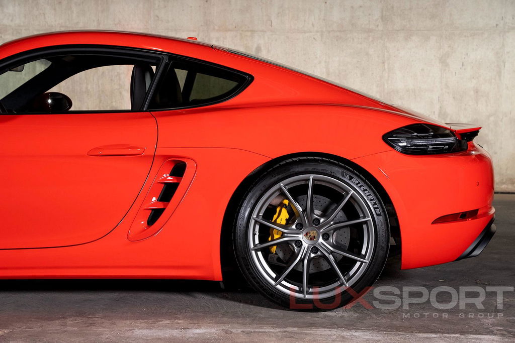 Porsche 718 Cayman GTS