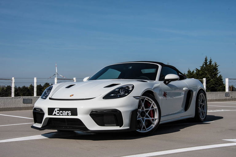 Porsche 718 Spyder RS