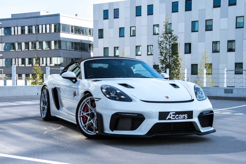 Porsche 718 Spyder RS