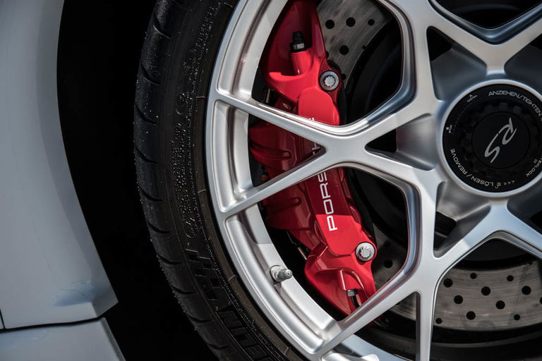 Porsche 718 Spyder RS