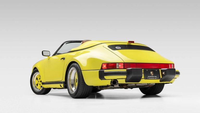 Porsche 911 Carrera 3.2 Speedster (US)