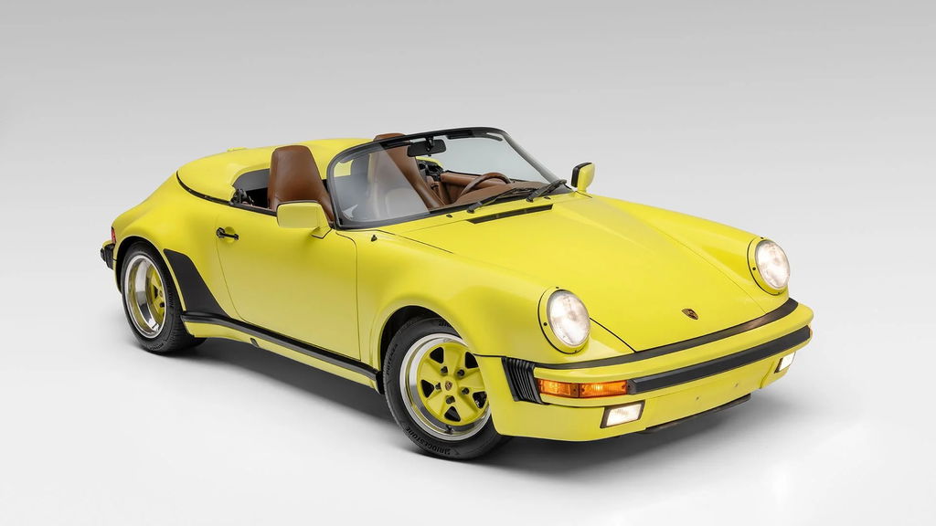 Porsche 911 Carrera 3.2 Speedster (US)
