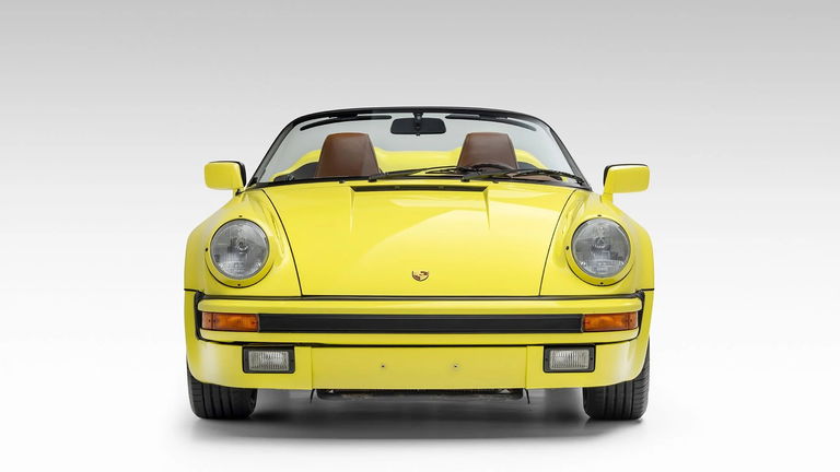 Porsche 911 Carrera 3.2 Speedster (US)