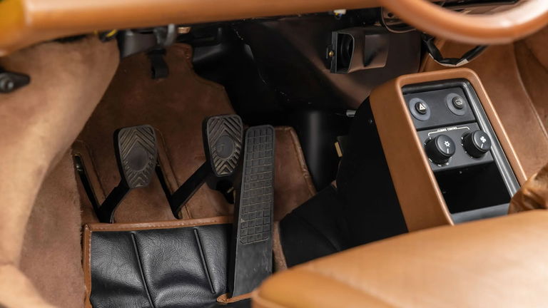 Porsche 911 Carrera 3.2 Speedster (US)