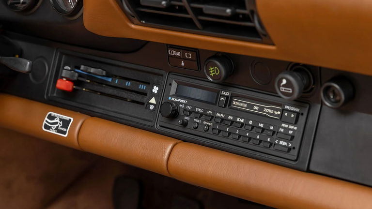 Porsche 911 Carrera 3.2 Speedster (US)