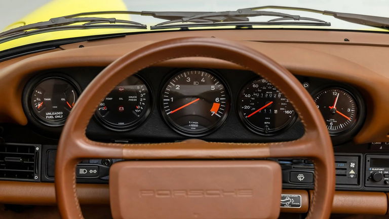 Porsche 911 Carrera 3.2 Speedster (US)