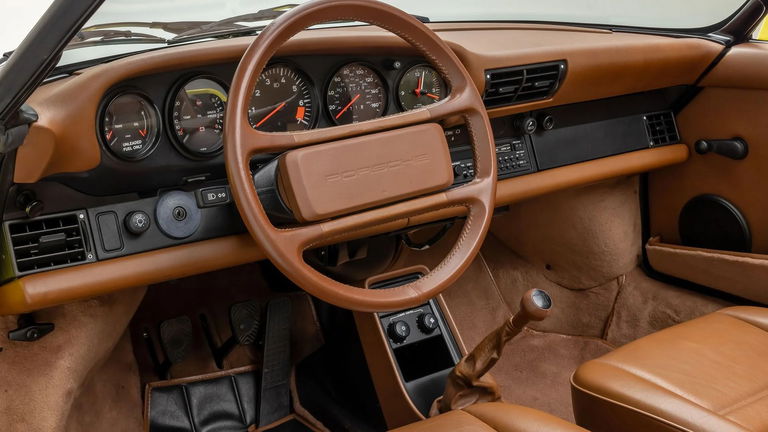 Porsche 911 Carrera 3.2 Speedster (US)