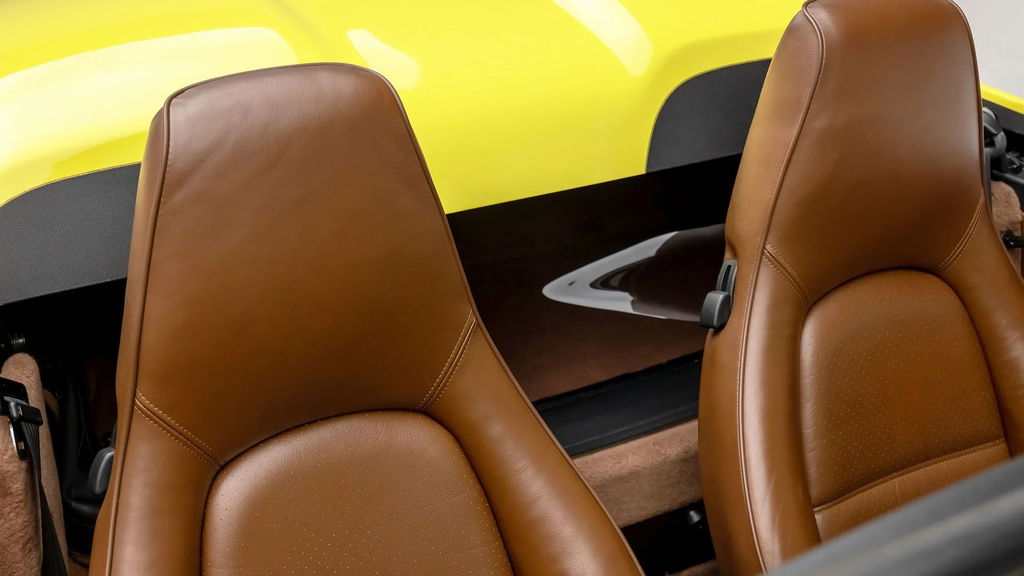 Porsche 911 Carrera 3.2 Speedster (US)